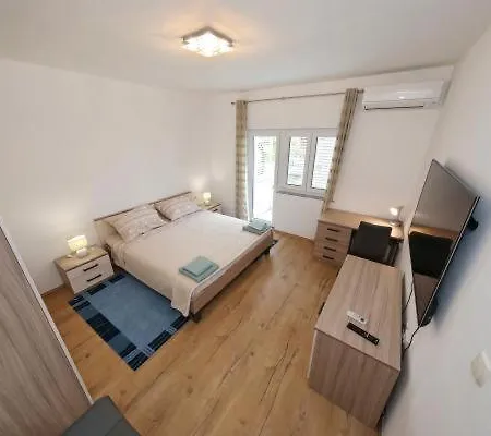 Apartament Pasman Holidays *