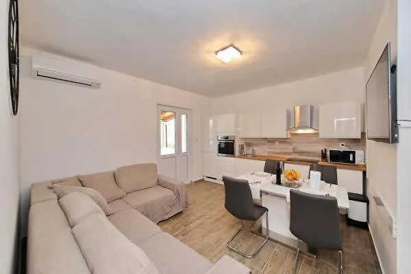 Pasman Holidays * Kraj (Zadar)